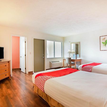 Oyo Waterfront Hotel- Cape Coral Fort Myers, Fl Eksteriør billede