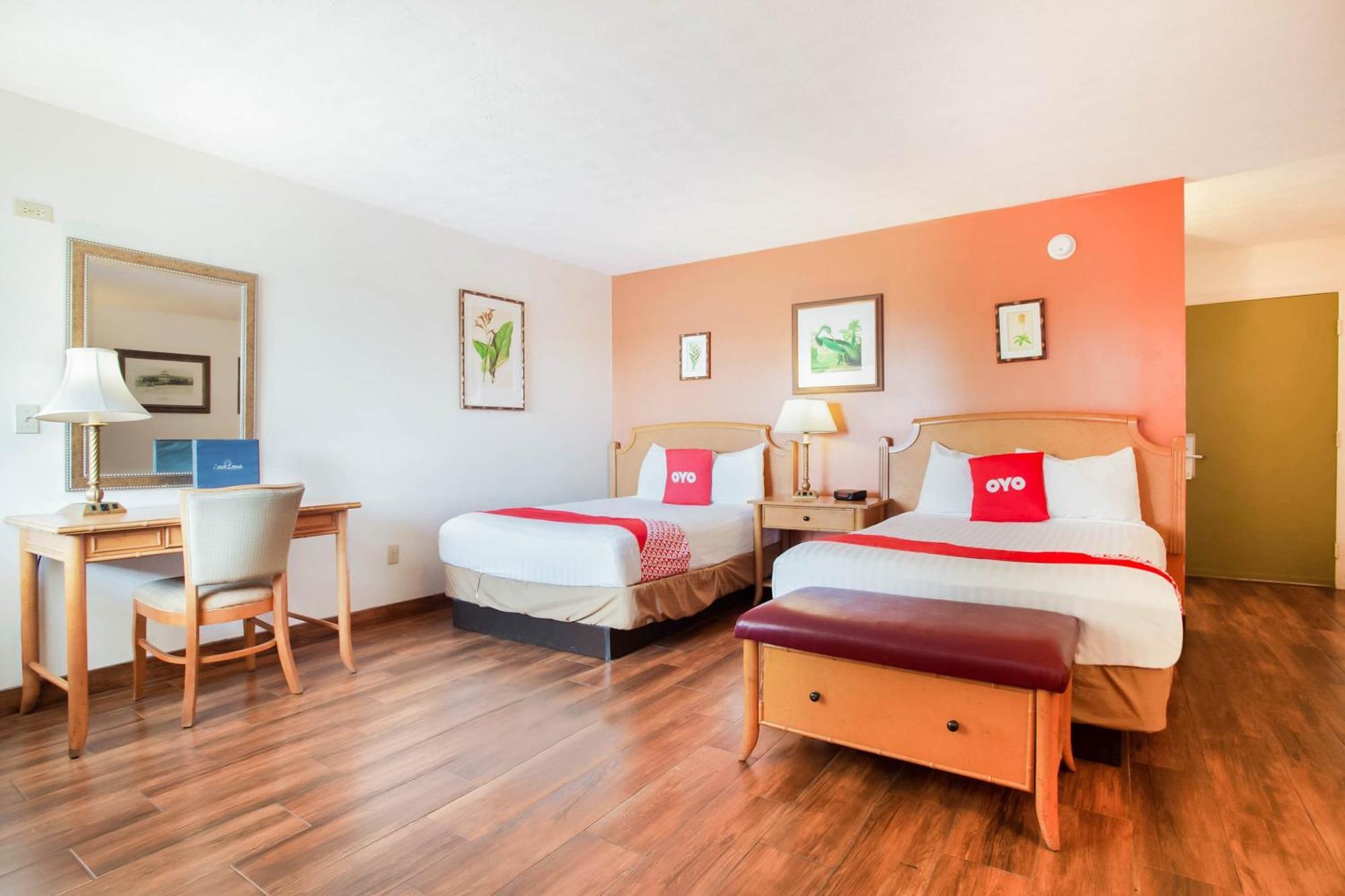 Oyo Waterfront Hotel- Cape Coral Fort Myers, Fl Eksteriør billede